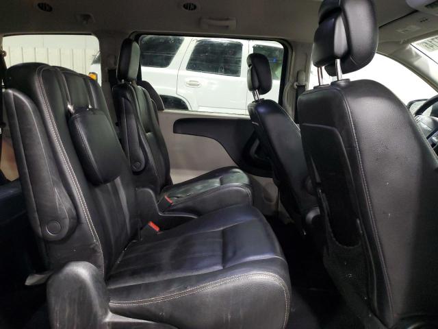 Photo 11 from auction – 2013 CHRYSLER TOWN & COU with VIN 2C4RC1BG8DR684015