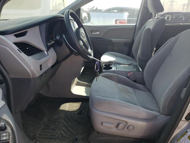 Photo 7 from auction – 2017 TOYOTA SIENNA LE with VIN 5TDJZ3DC1HS158937