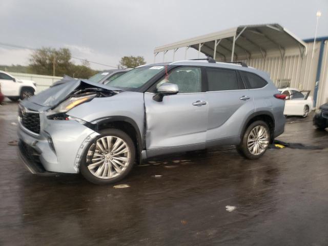 TOYOTA HIGHLANDER 2022 with VIN 5TDFZRBH6NS233425 - Photo from auction