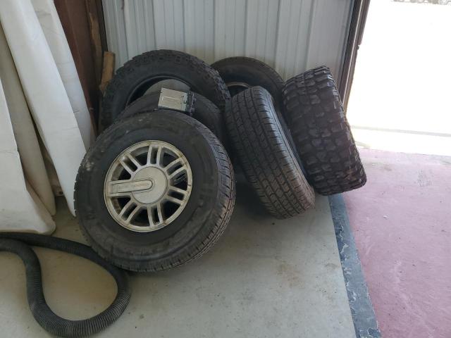 Photo 12 from auction – 2009 HUMMER H3T with VIN 5GNEN13E998144228
