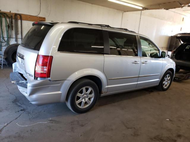 Photo 3 from auction – 2010 CHRYSLER TOWN & COU with VIN 2A4RR5D11AR413110