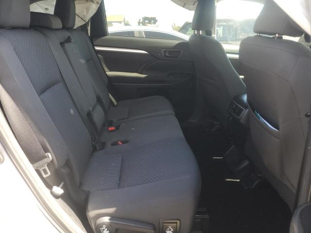 Photo 11 from auction – 2017 TOYOTA HIGHLANDER with VIN 5TDZZRFH3HS195731