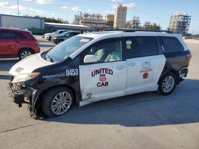 TOYOTA SIENNA XLE 2015 with VIN 5TDYK3DCXFS677243 - Photo from auction