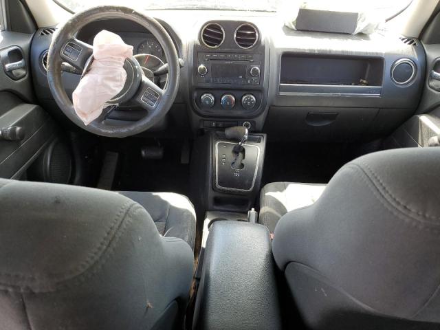 Photo 8 from auction – 2011 JEEP PATRIOT SP with VIN 1J4NT1GA3BD112735
