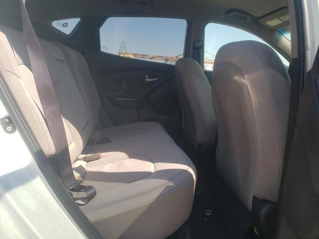 Photo 11 from auction – 2012 HYUNDAI TUCSON GL with VIN KM8JT3AB2CU339087