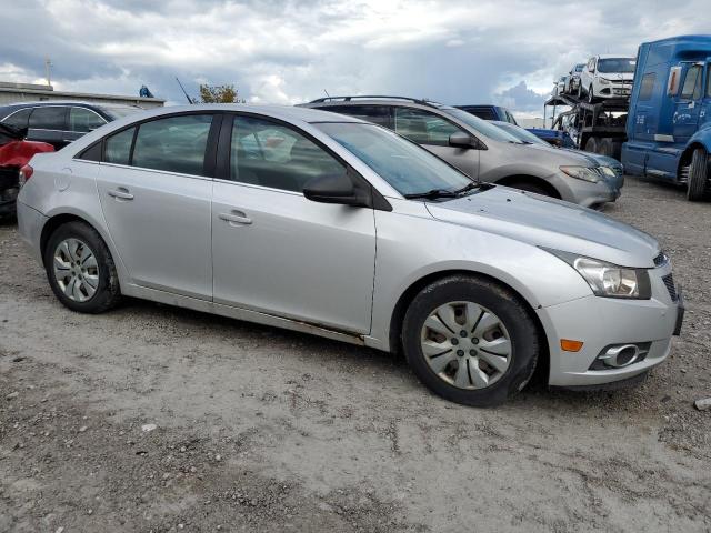 Photo 4 from auction – 2011 CHEVROLET CRUZE LS with VIN 1G1PC5SH7B7148428