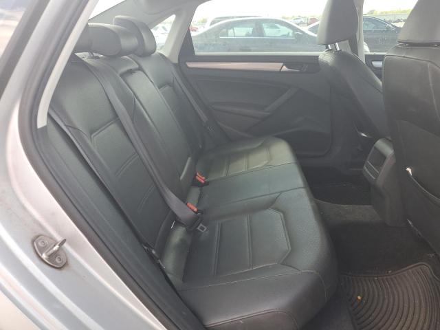 Photo 10 from auction – 2015 VOLKSWAGEN PASSAT S with VIN 1VWAS7A30FC080775