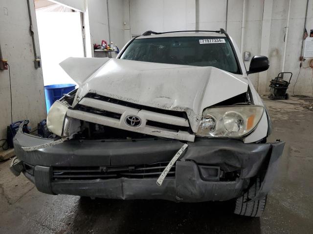 Photo 5 from auction – 2003 TOYOTA 4RUNNER SR with VIN JTEBT14R030010090