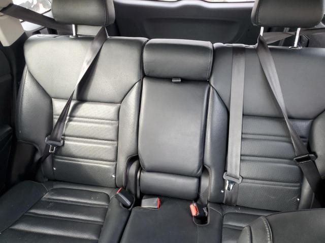 Photo 10 from auction – 2017 KIA SORENTO SX with VIN 5XYPKDA56HG322433