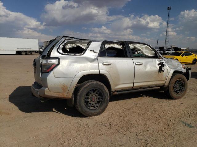Photo 3 from auction – 2019 TOYOTA 4RUNNER SR with VIN JTEBU5JRXK5679543