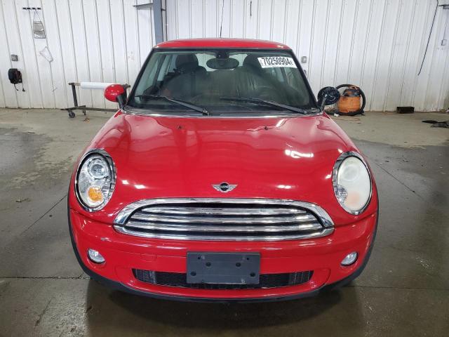 Photo 5 from auction – 2010 MINI COOPER with VIN WMWMF3C56ATZ62941