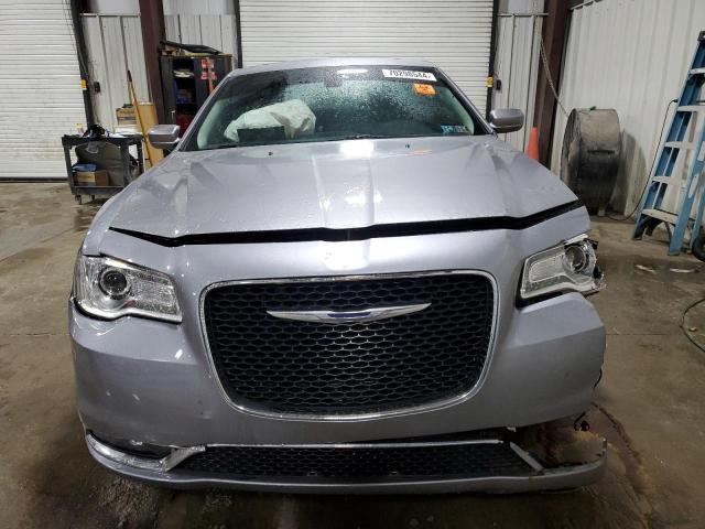 Photo 5 from auction – 2016 CHRYSLER 300 LIMITE with VIN 2C3CCARG9GH170961
