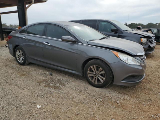 Photo 4 from auction – 2014 HYUNDAI SONATA GLS with VIN 5NPEB4ACXEH880179