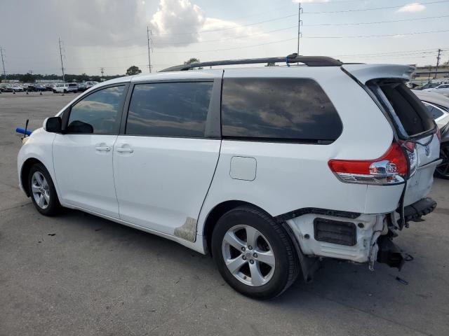 Photo 2 from auction – 2011 TOYOTA SIENNA LE with VIN 5TDKK3DC2BS170210