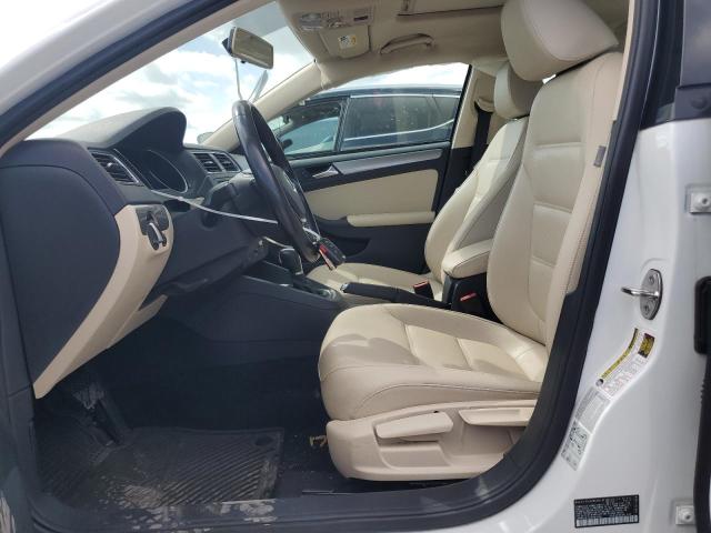 Photo 7 from auction – 2017 VOLKSWAGEN JETTA SE with VIN 3VWDB7AJ7HM362845