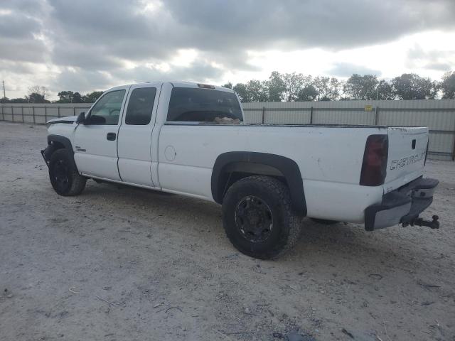 Photo 2 from auction – 2005 CHEVROLET SILVERADO with VIN 1GCHC29255E135799