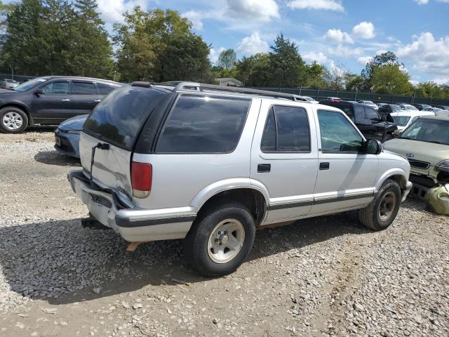 Photo 3 from auction – 1996 CHEVROLET BLAZER with VIN 1GNCS13W3T2258932