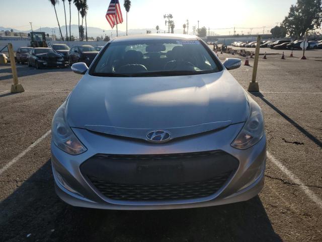 Photo 5 from auction – 2012 HYUNDAI SONATA HYB with VIN KMHEC4A44CA033437