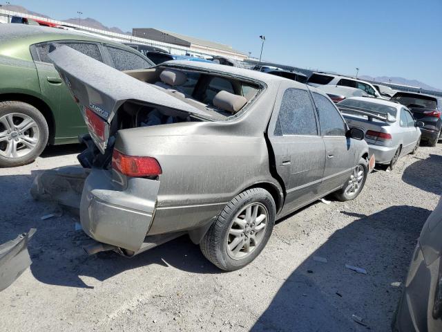 Photo 3 from auction – 2000 TOYOTA CAMRY LE with VIN 4T1BF28K9YU105130