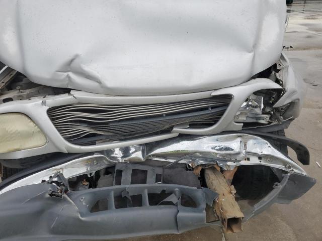 Photo 11 from auction – 2001 FORD F150 SUPER with VIN 1FTRW07W11KA42571