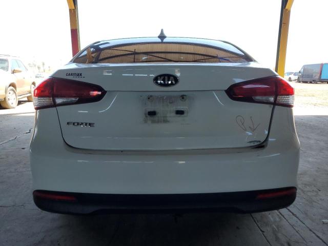 Photo 6 from auction – 2017 KIA FORTE LX with VIN 3KPFK4A76HE069009