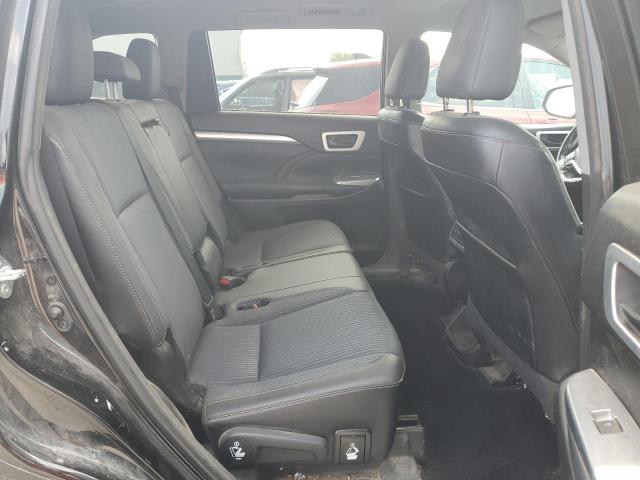 Photo 11 from auction – 2015 TOYOTA HIGHLANDER with VIN 5TDBKRFH1FS179286