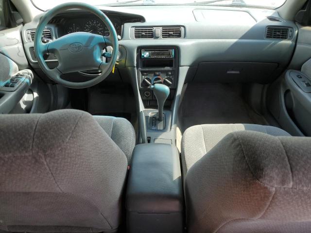 Photo 8 from auction – 2000 TOYOTA CAMRY CE with VIN 4T1BG22K9YU928033