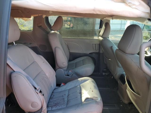 Photo 11 from auction – 2017 TOYOTA SIENNA XLE with VIN 5TDDZ3DC8HS182603