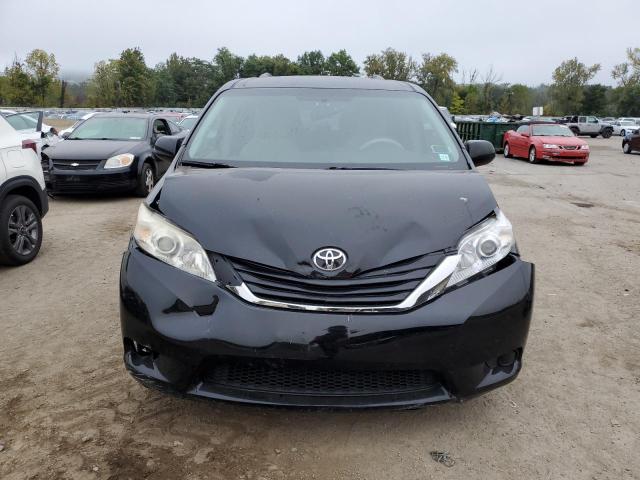 Photo 5 from auction – 2013 TOYOTA SIENNA LE with VIN 5TDKK3DC4DS394887