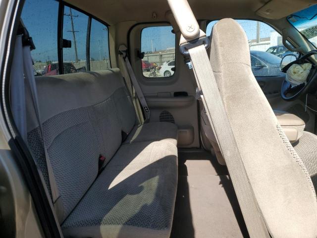 Photo 10 from auction – 2000 FORD F150 with VIN 1FTRX17L7YKA71432