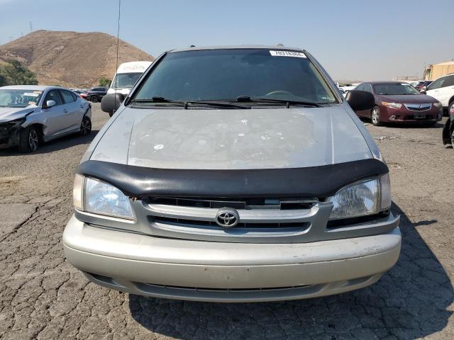 Photo 5 from auction – 2000 TOYOTA SIENNA LE with VIN 4T3ZF13C0YU221056