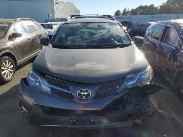Photo 5 from auction – 2015 TOYOTA RAV4 LIMIT with VIN JTMDFREV8FJ044632