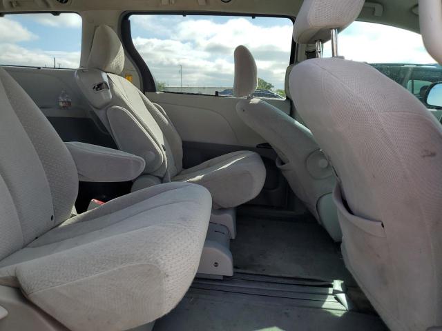 Photo 11 from auction – 2014 TOYOTA SIENNA LE with VIN 5TDKK3DC8ES506463