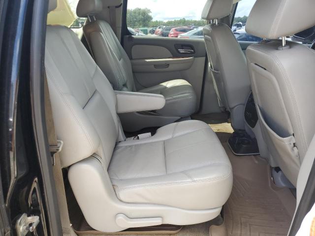 Photo 11 from auction – 2008 CHEVROLET SUBURBAN C with VIN 3GNFC16058G195915