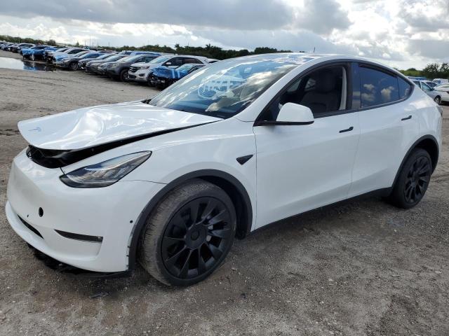 TESLA MODEL Y 2022 with VIN 7SAYGDEE6NF425700 - Photo from auction
