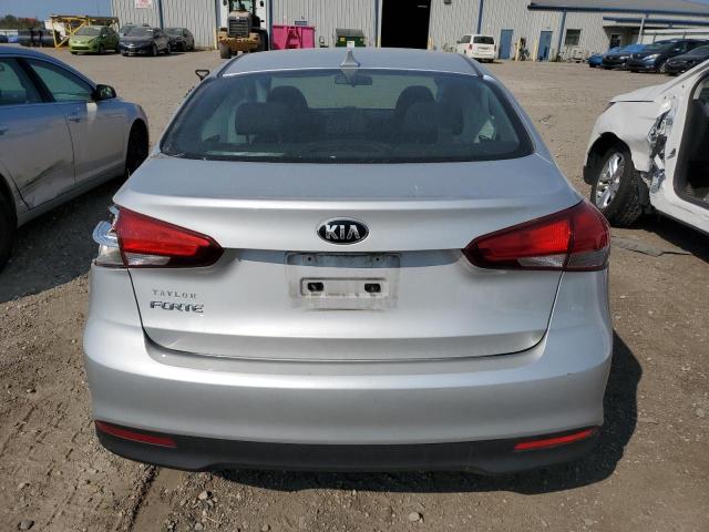 Photo 6 from auction – 2017 KIA FORTE LX with VIN 3KPFK4A75HE101027