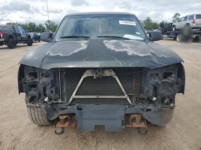 Photo 5 from auction – 2004 CHEVROLET SILVERADO with VIN 2GCEC19V841340573