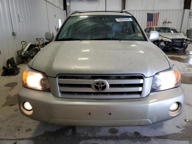 Photo 5 from auction – 2005 TOYOTA HIGHLANDER with VIN JTEEP21A350125341