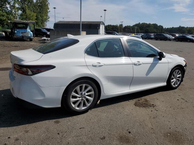 Photo 3 from auction – 2022 TOYOTA CAMRY LE with VIN 4T1C11AK2NU688210