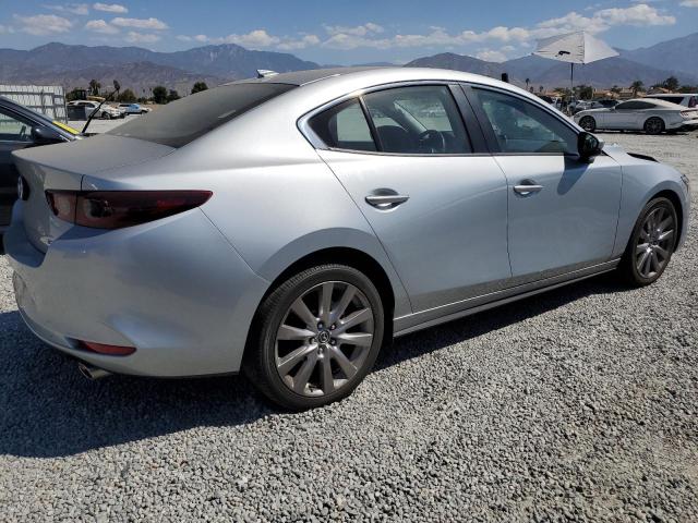 Photo 3 from auction – 2019 MAZDA 3 PREFERRE with VIN JM1BPACLXK1109028