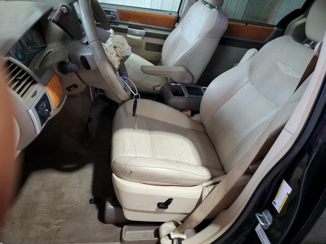 Photo 7 from auction – 2010 CHRYSLER TOWN & COU with VIN 2A4RR6DX8AR151273