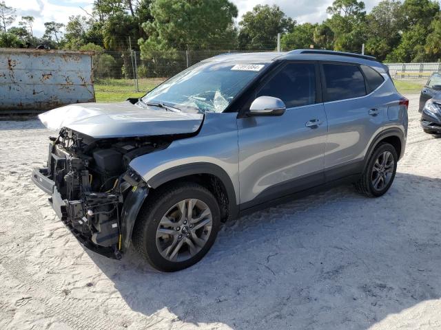 KIA SELTOS S 2021 with VIN KNDEU2AA1M7053428 - Photo from auction