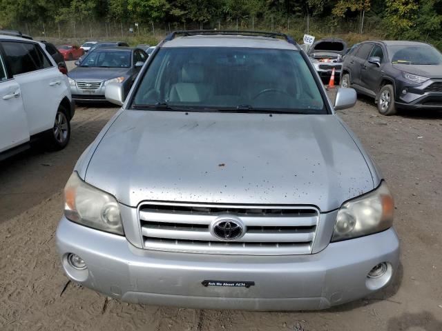 Photo 5 from auction – 2005 TOYOTA HIGHLANDER with VIN JTEEP21A850096905
