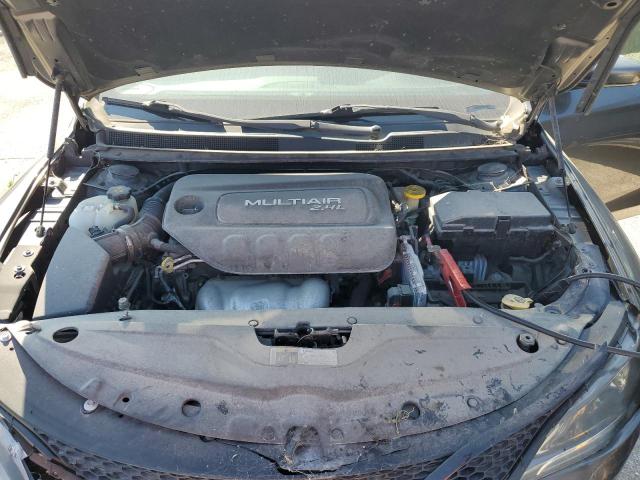 Photo 11 from auction – 2016 CHRYSLER 200 S with VIN 1C3CCCBB2GN146972