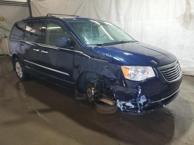 Photo 4 from auction – 2016 CHRYSLER TOWN & COU with VIN 2C4RC1BG2GR142610