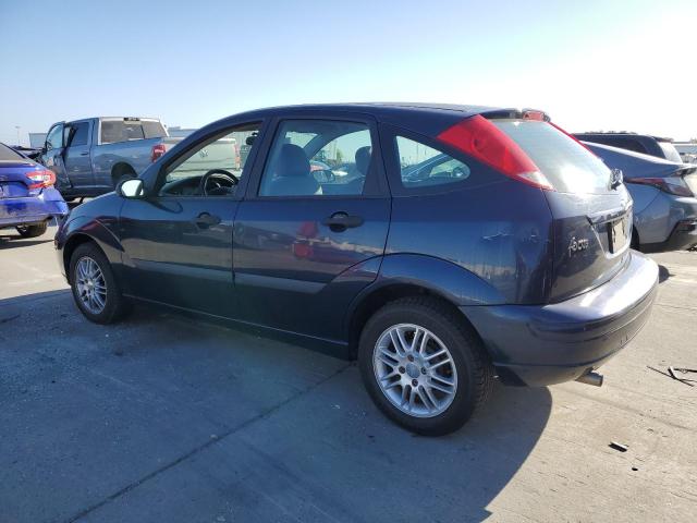 Photo 2 from auction – 2003 FORD FOCUS ZX5 with VIN 3FAFP37Z33R159262