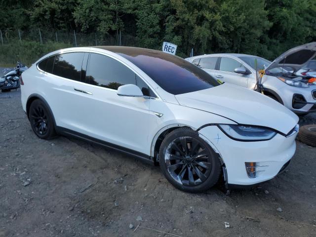 Photo 4 from auction – 2016 TESLA MODEL X with VIN 5YJXCBE21GF020426