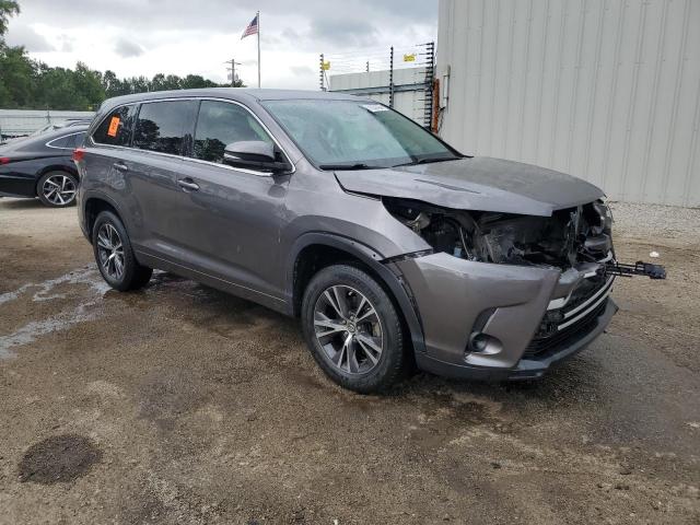 Photo 4 from auction – 2018 TOYOTA HIGHLANDER with VIN 5TDZARFH7JS035994