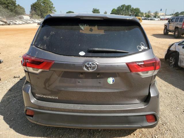 Zdjęcie 6 z aukcji – 2018 TOYOTA HIGHLANDER z VIN 5TDZARFH0JS039093