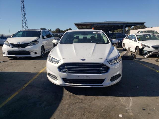 Photo 5 from auction – 2016 FORD FUSION S with VIN 3FA6P0G79GR369044